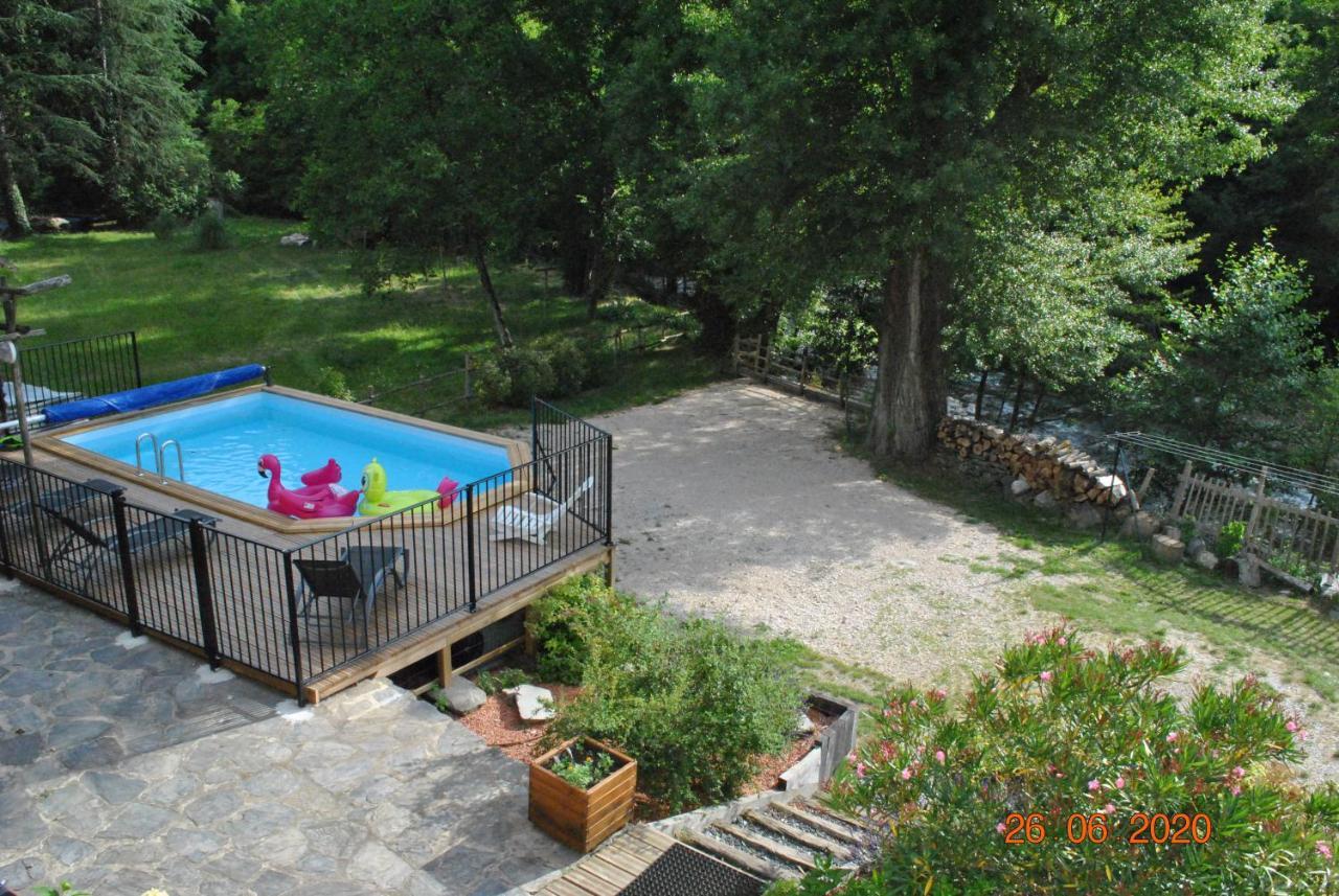 Alberguiere - Piscine chauffée - plancha - barbecue Sainte-Croix-Vallee-Francaise Exterior foto